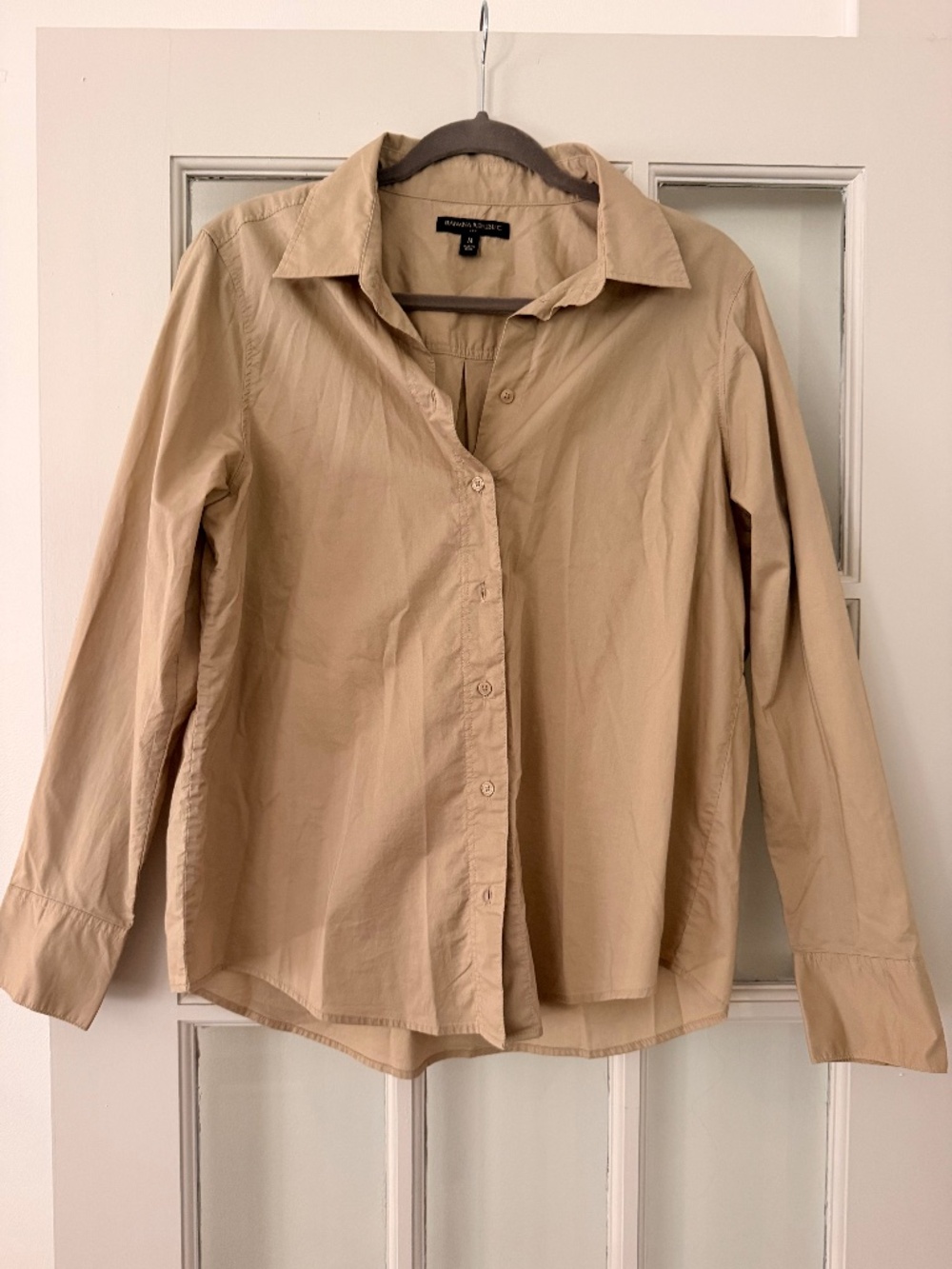 Banana Republic, long sleeve button down cotton shirt beige. Size M